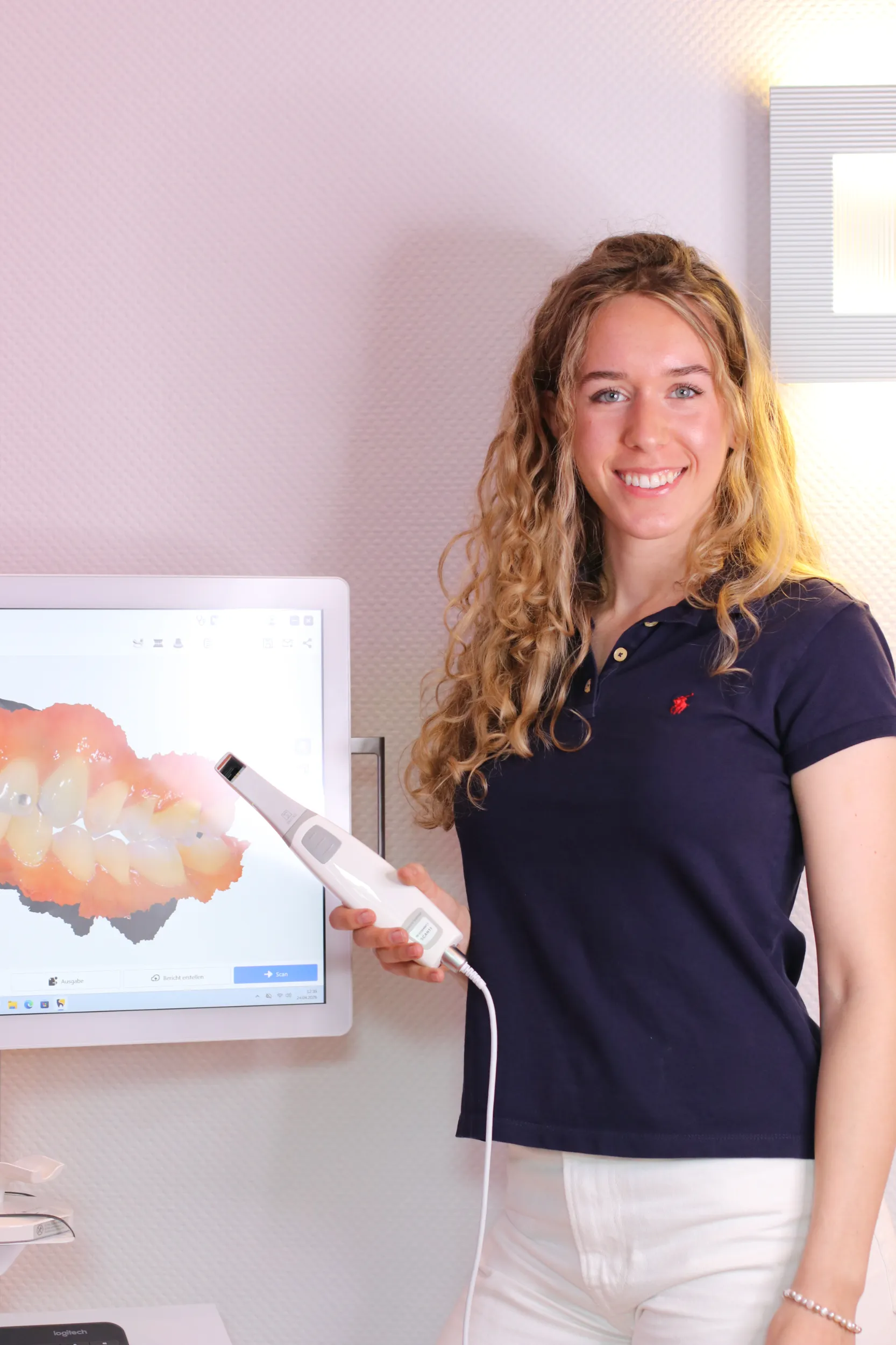 Intraoralscanner in der Zahnarztpraxis Dr. Staubach – digitaler Abdruck ohne Abformmasse